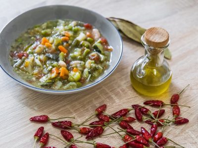Minestrone-5-buoni-motivi-per-mangiarlo-tutto-lanno.jpg